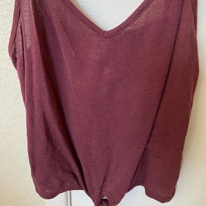 Maroon tank top that ties at the bottom